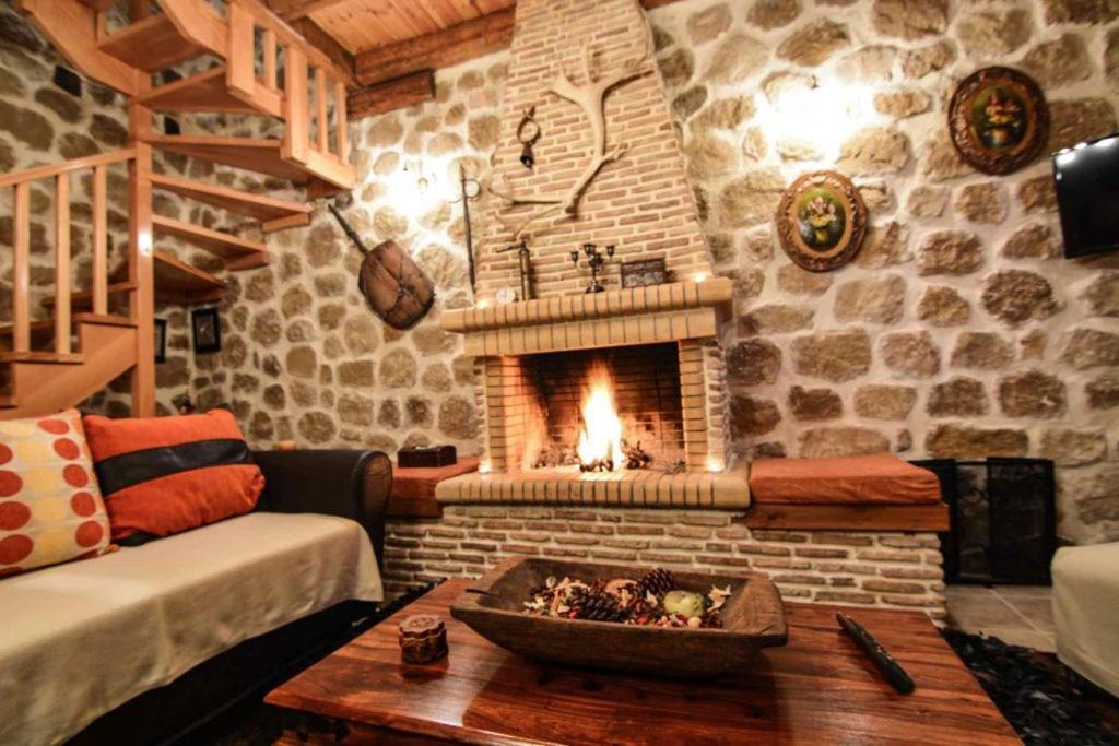 Villa Filanthi à Kato Sinikia Trikalon Extérieur photo