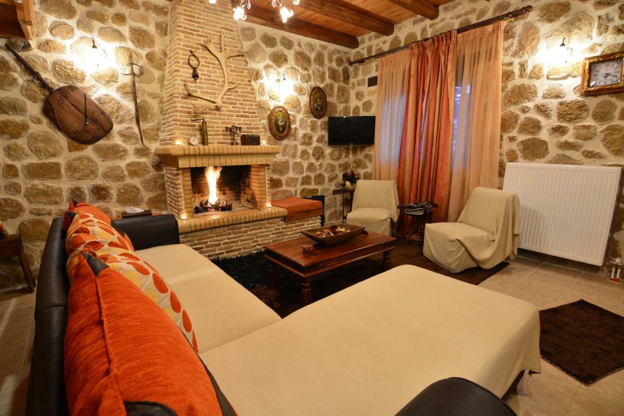 Villa Filanthi à Kato Sinikia Trikalon Extérieur photo